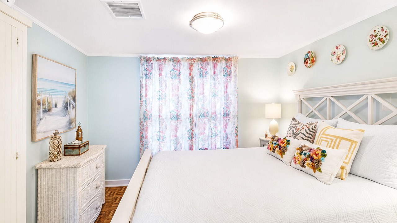 Photo of Bedroom in Oak Bluffs
