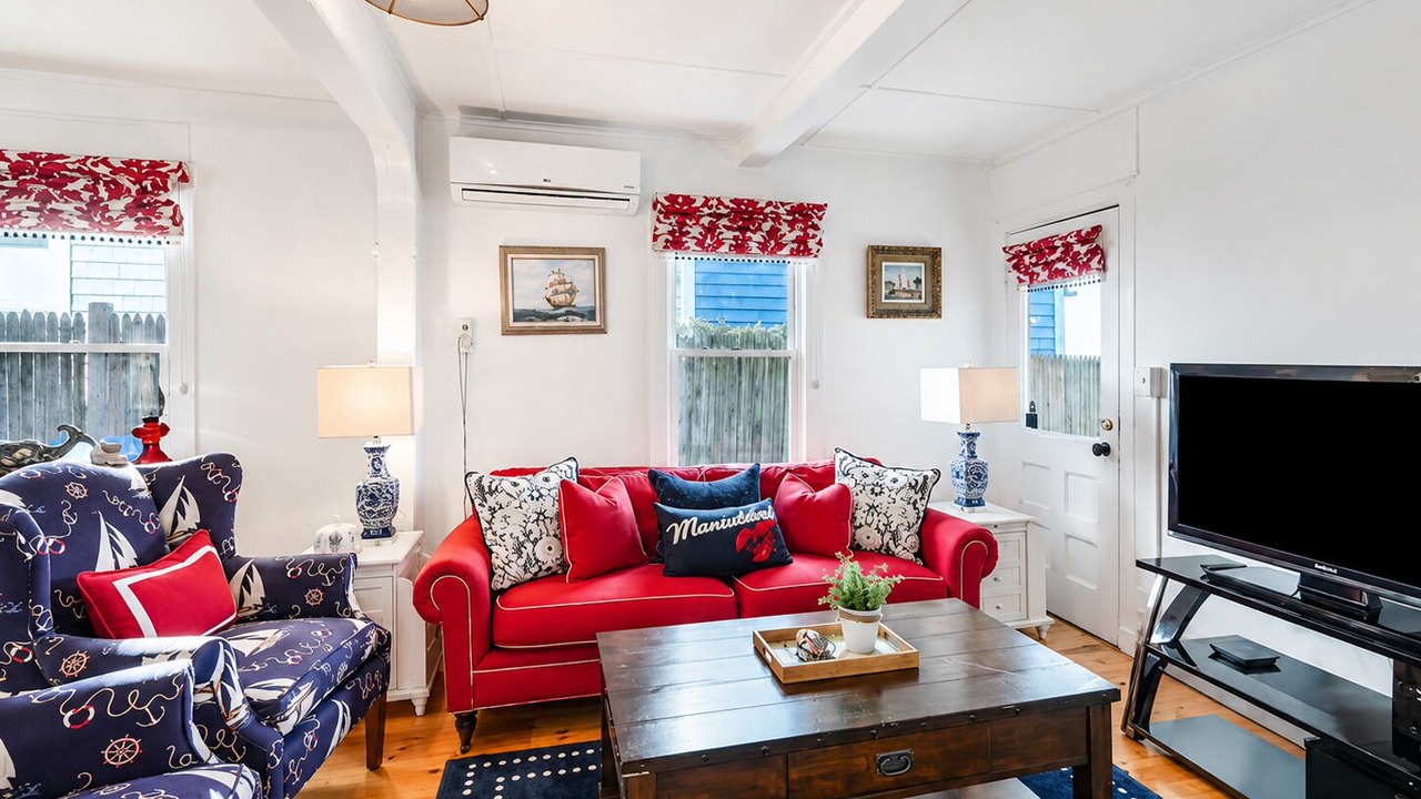 Photo of Livingroom in Oak Bluffs