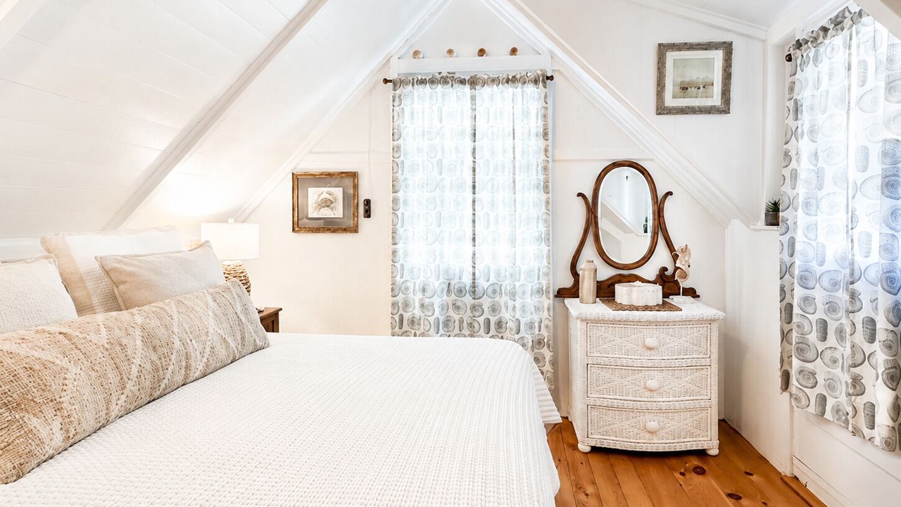 Photo of Bedroom in Oak Bluffs