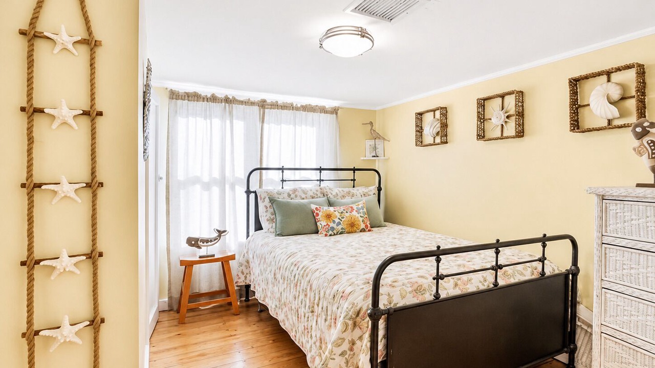 Photo of Bedroom in Oak Bluffs