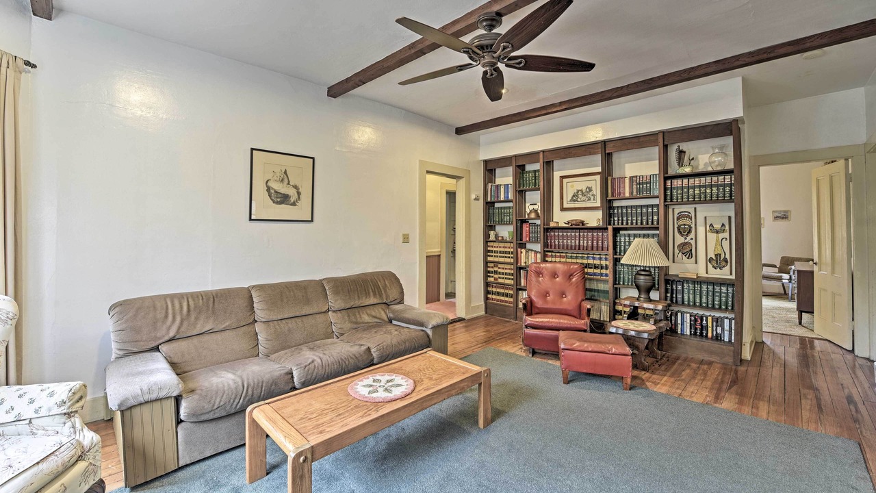 Photo of Livingroom in Tisbury