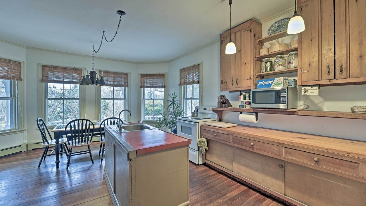 Photo of Kitchen in Tisbury