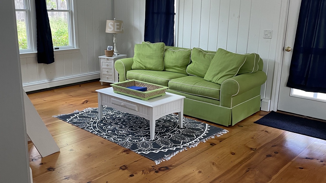 Photo of Livingroom in Chatham