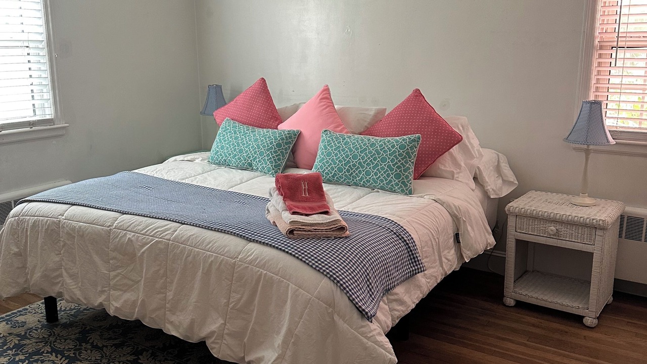 Photo of Bedroom in Cliff Walk