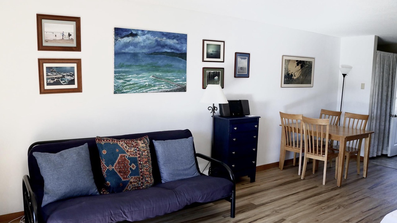 Photo of Livingroom in North Truro