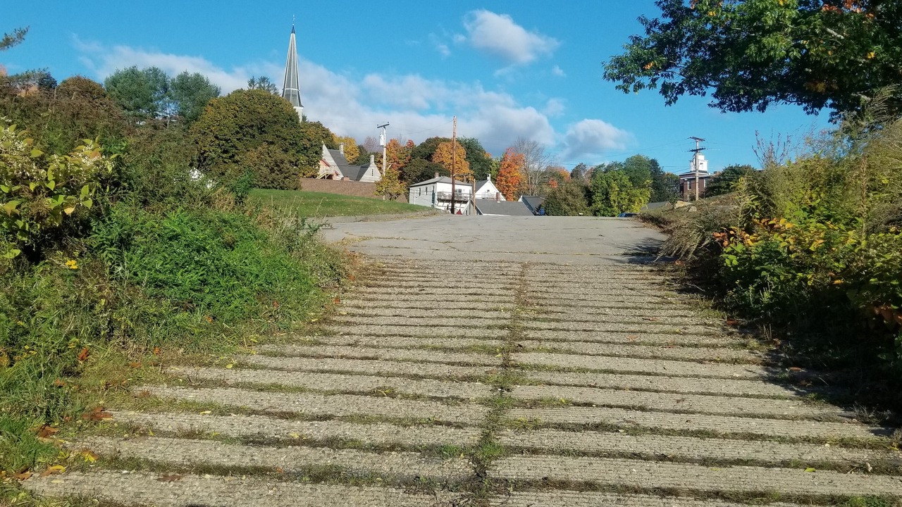 Photo of Others in Hallowell