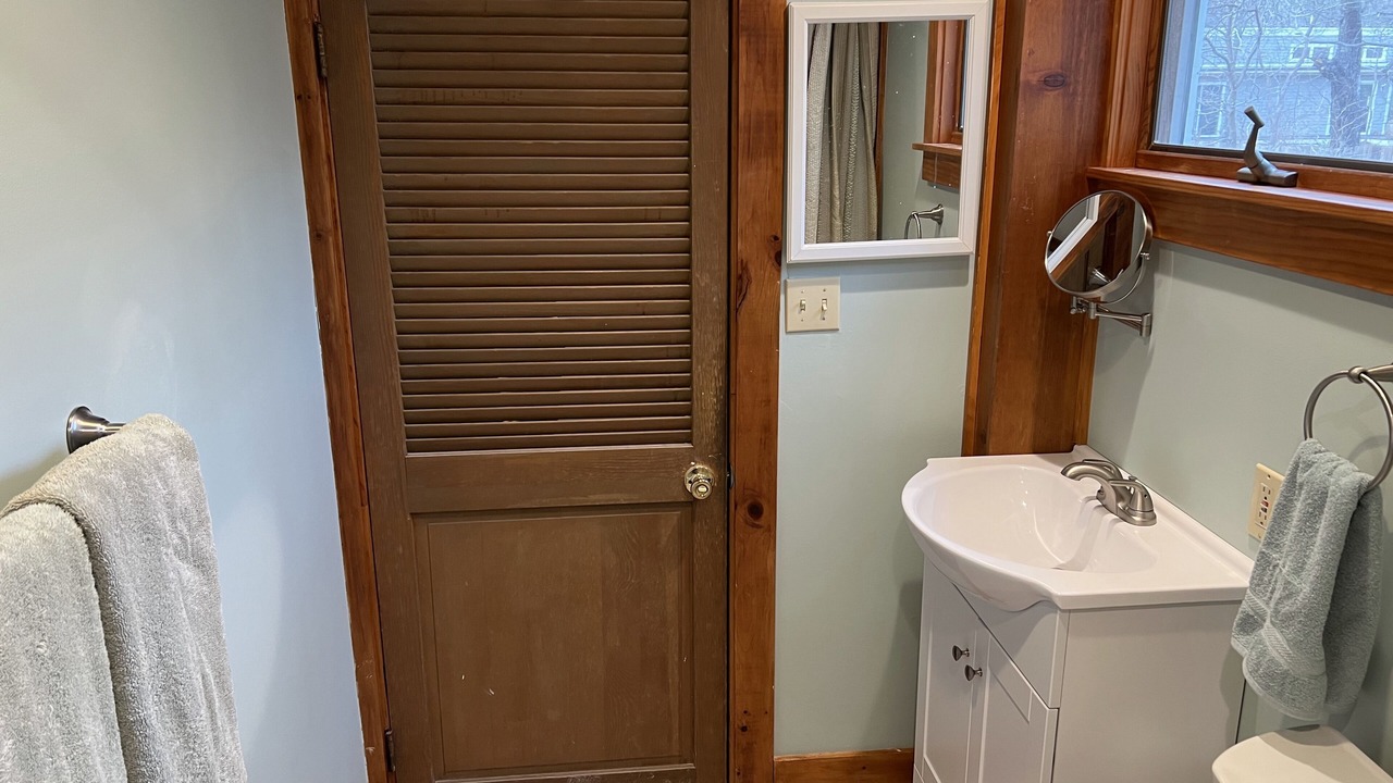 Photo of Bathroom in Tisbury