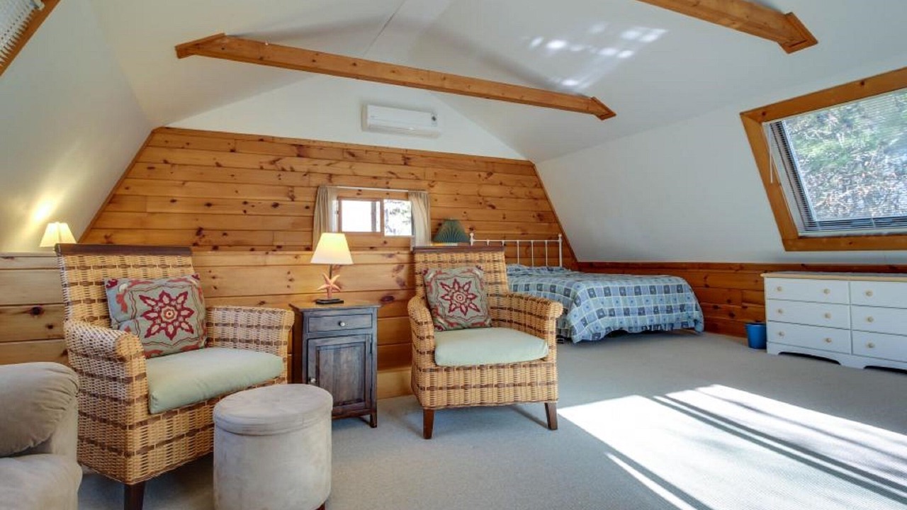 Photo of Bedroom in Tisbury
