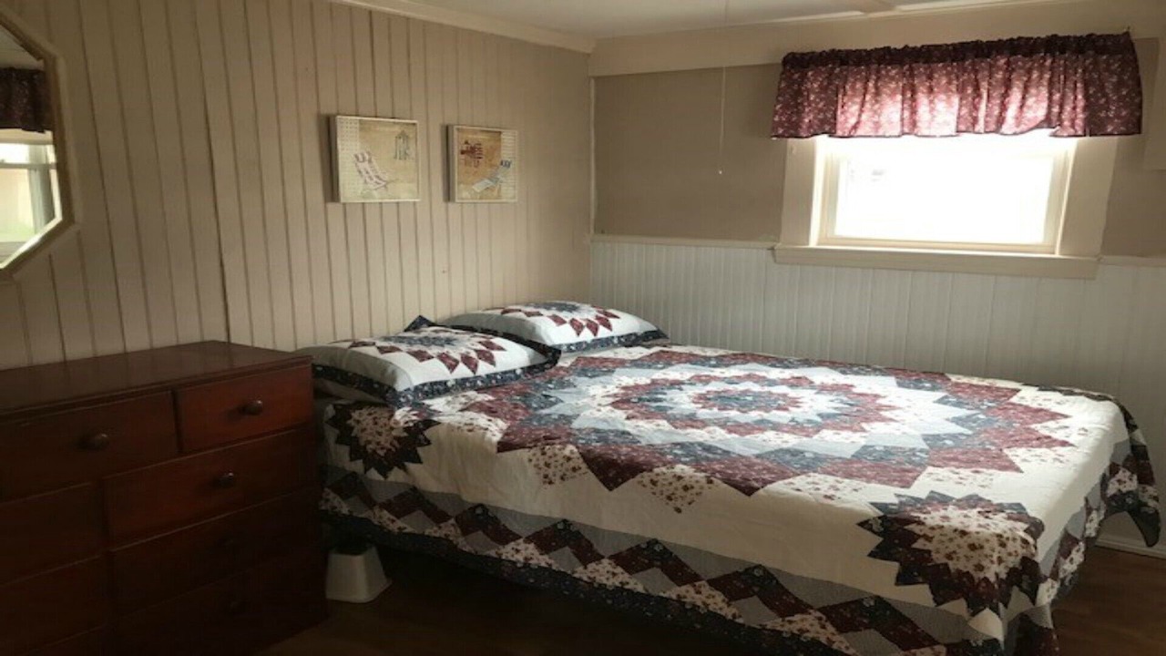 Photo of Bedroom in Hampton