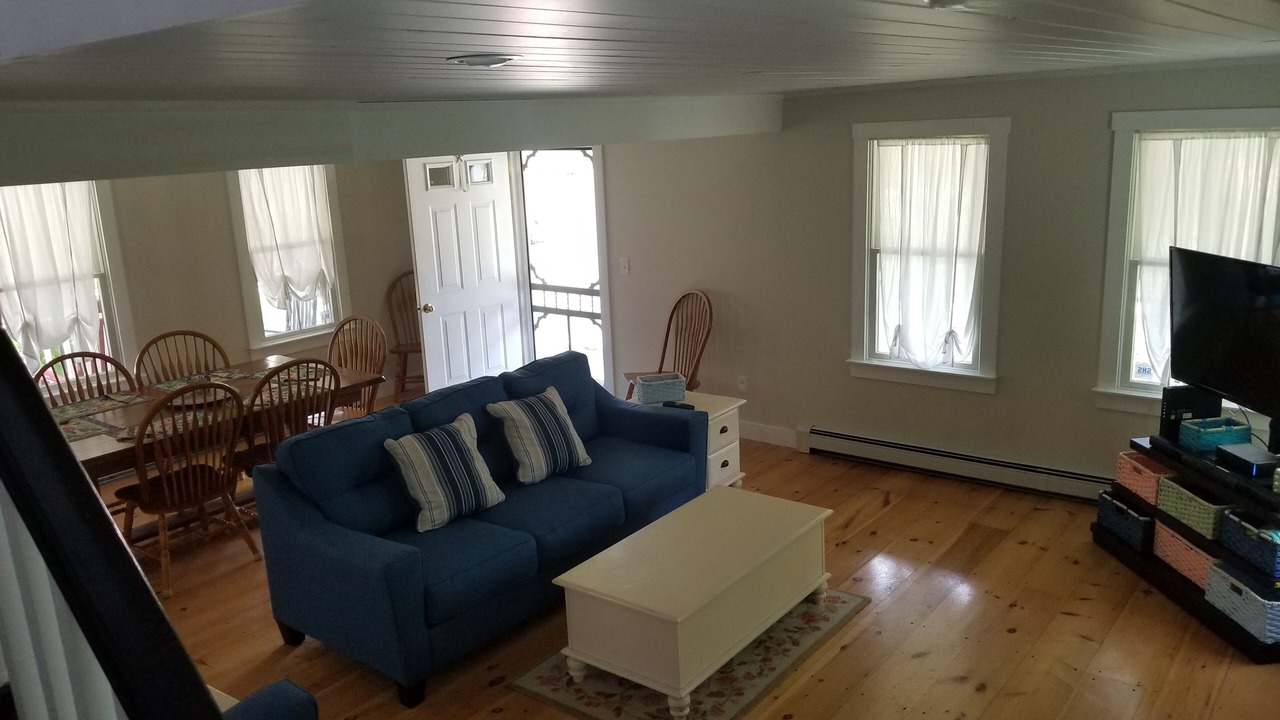 Photo of Livingroom in West Yarmouth