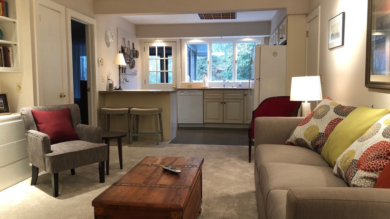 Photo of Livingroom in Litchfield