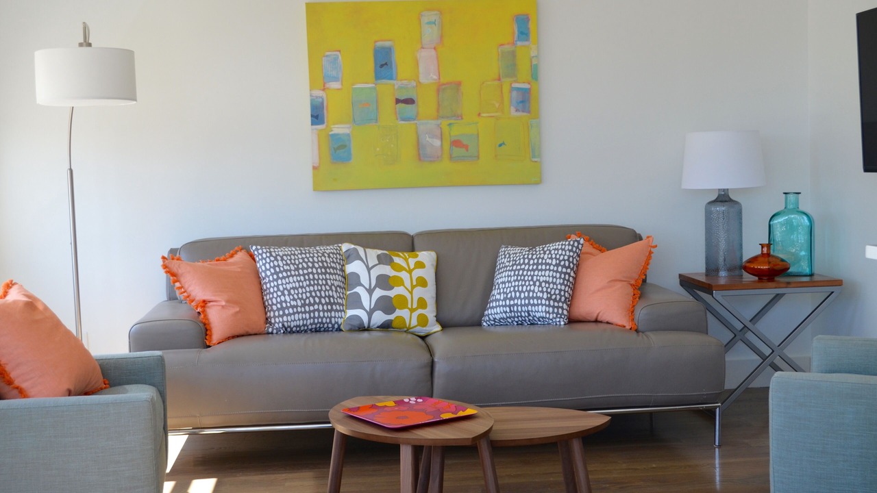 Photo of Livingroom in Easton's Point
