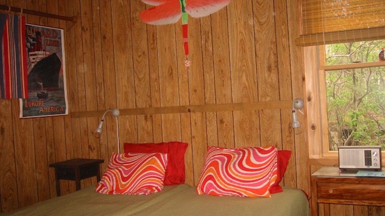 Photo of Bedroom in Davis Park