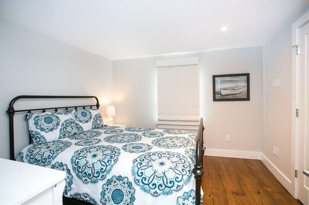 Photo of Bedroom in Yachting Village