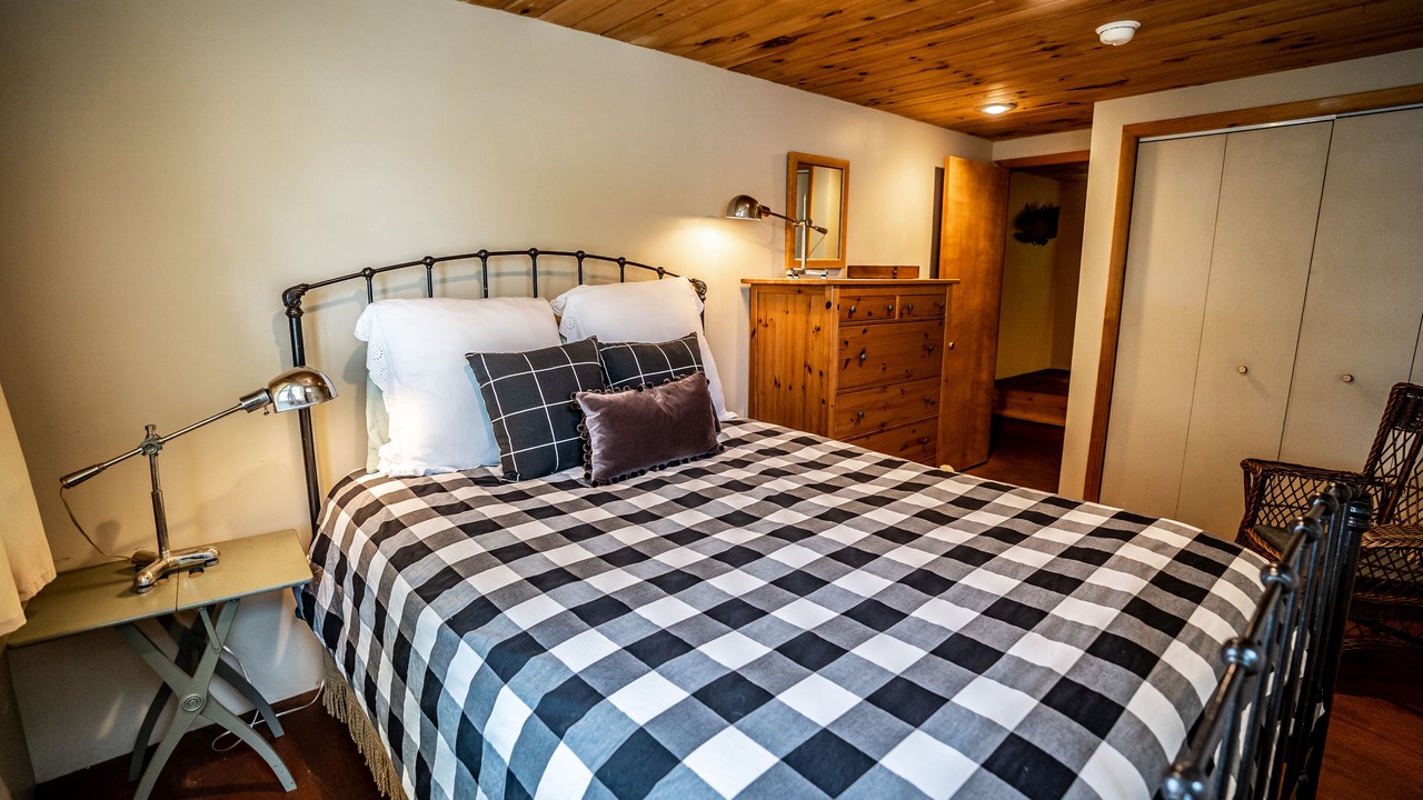 Photo of Bedroom in Town of Jerusalem