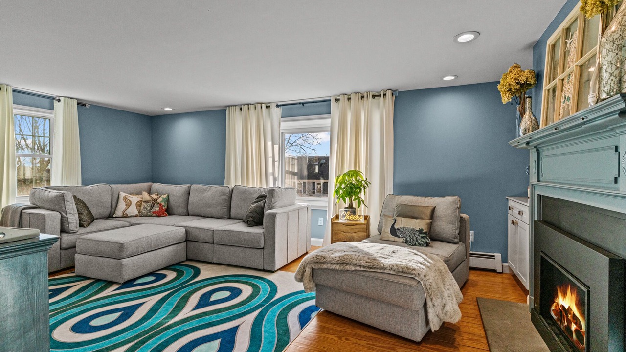 Photo of Livingroom in Yachting Village