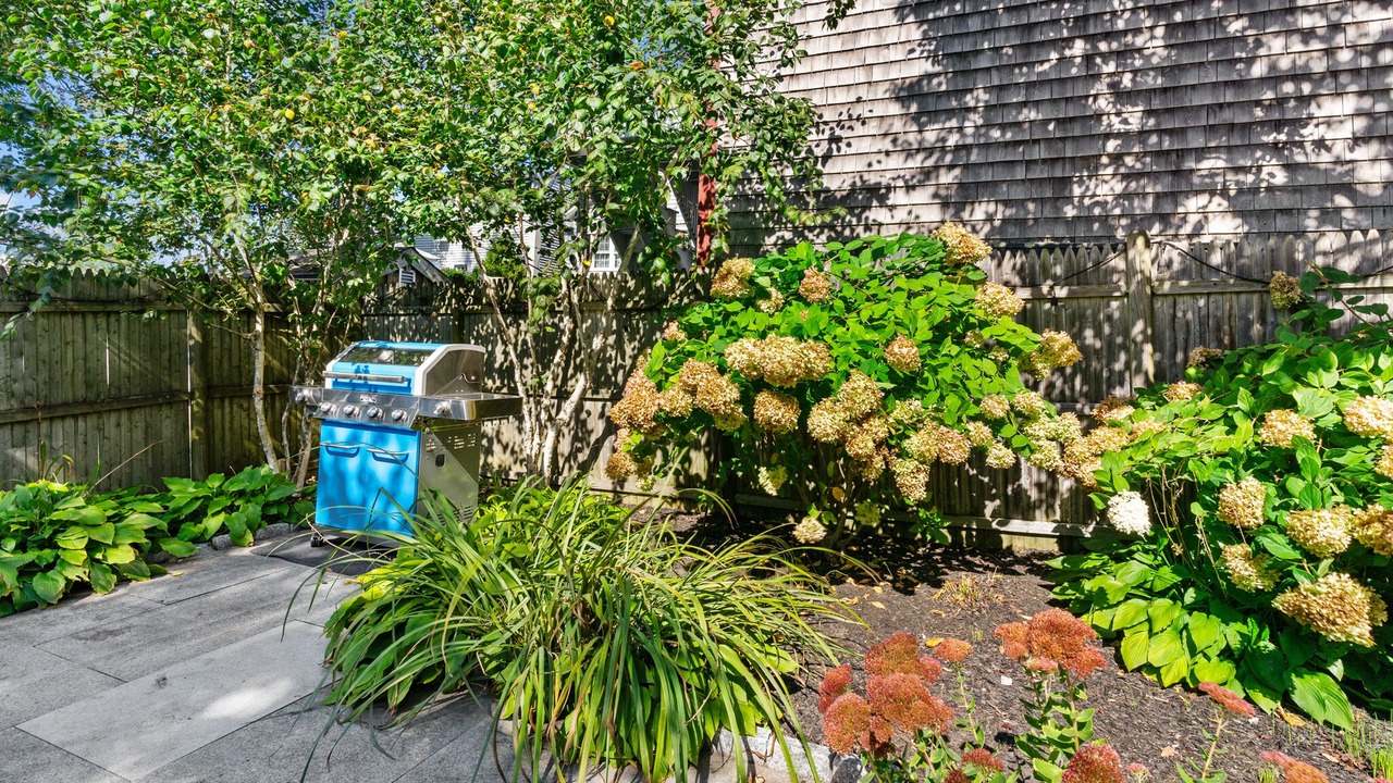 Photo of Outdoor in Yachting Village