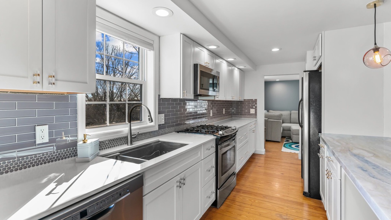 Photo of Kitchen in Yachting Village