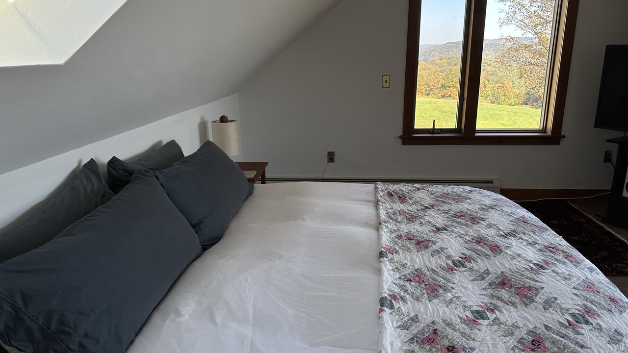 Photo of Bedroom in Colrain