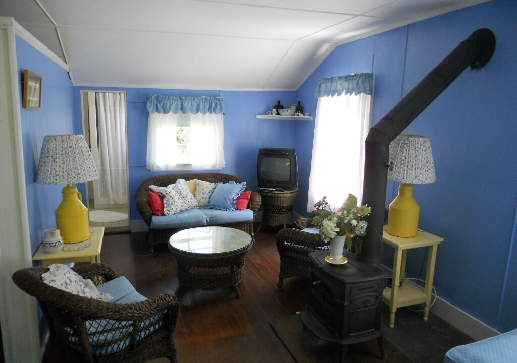 Photo of Livingroom in Tiverton