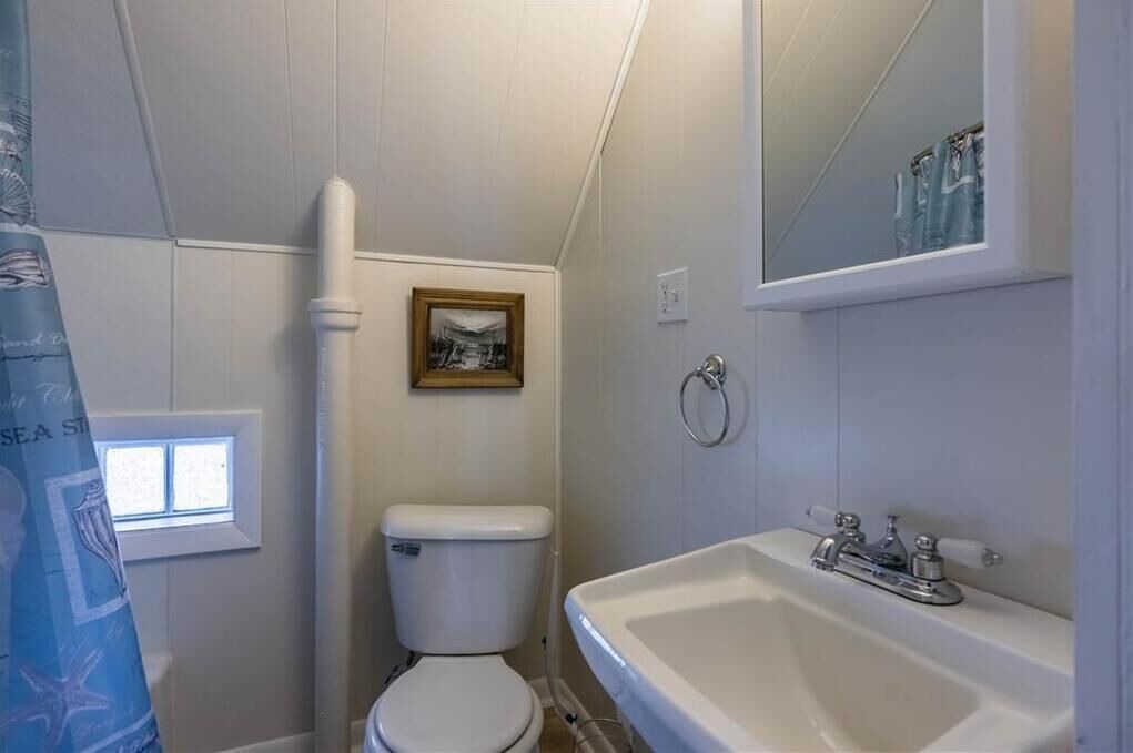 Photo of Bathroom in Ocean Park