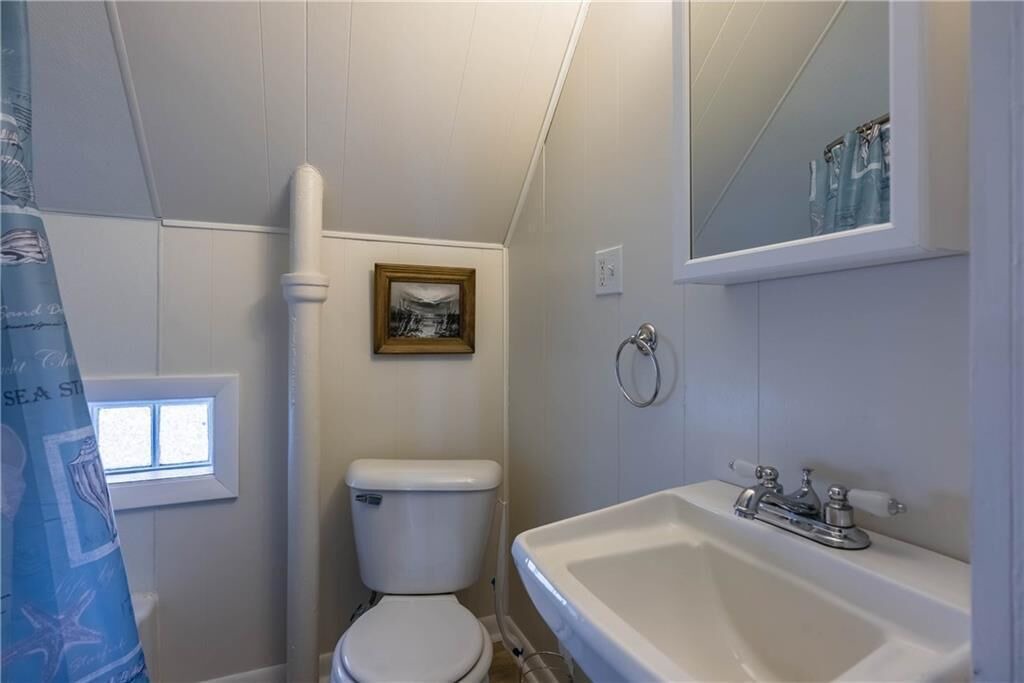Photo of Bathroom in Ocean Park
