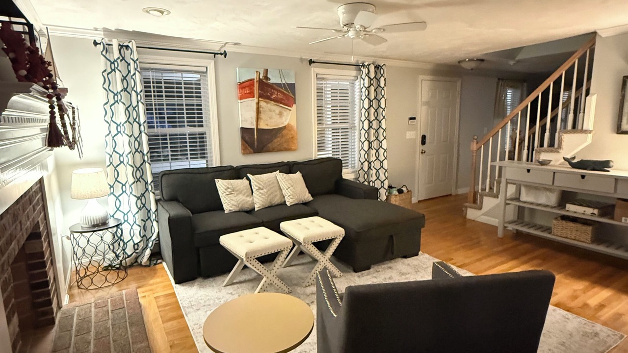 Photo of Livingroom in Bass River