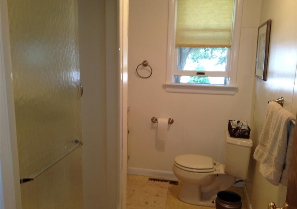 Photo of Bathroom in Greenport West