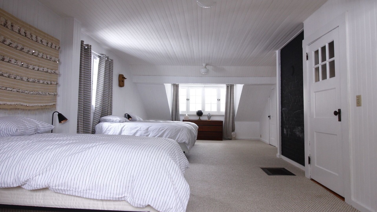 Photo of Bedroom in Lenox