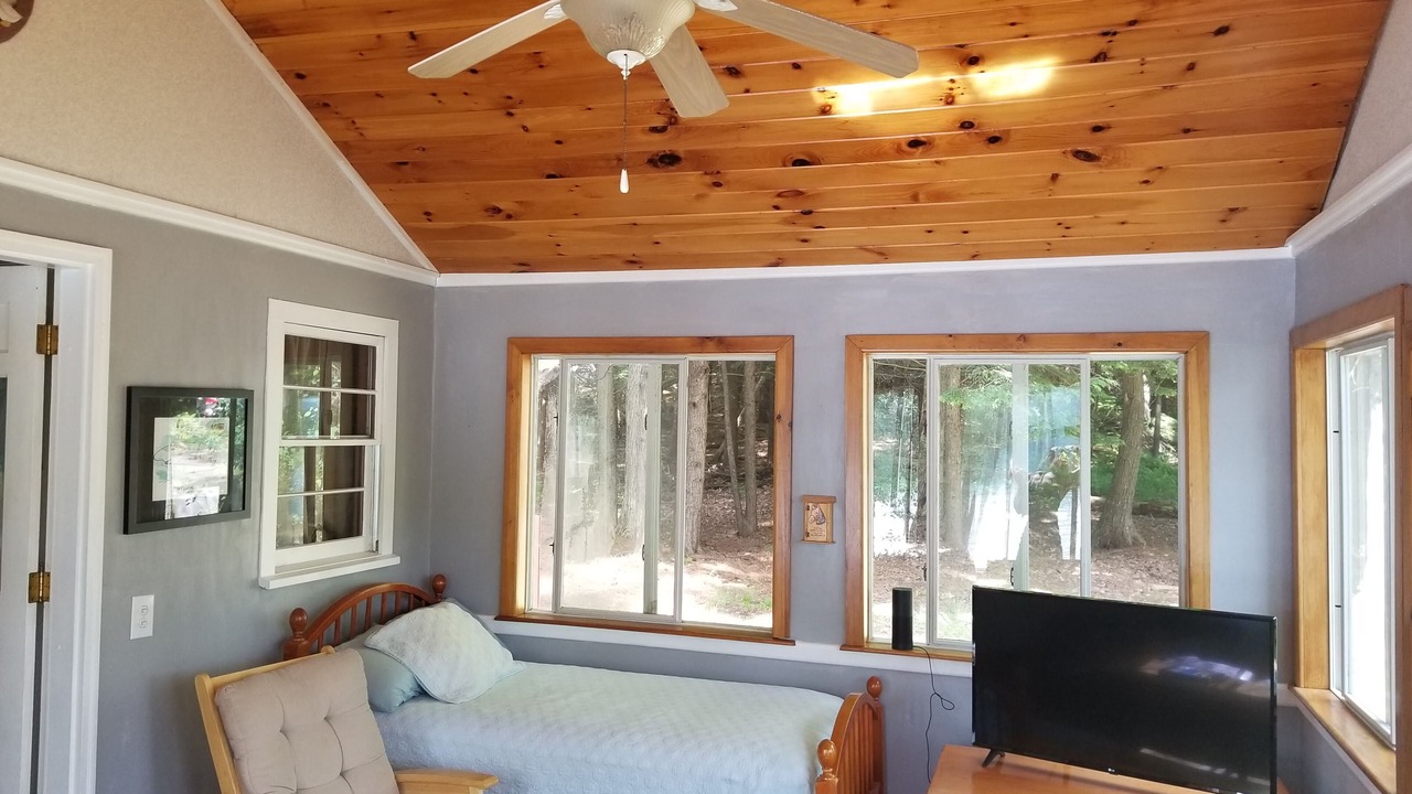 Photo of Bedroom in Alton