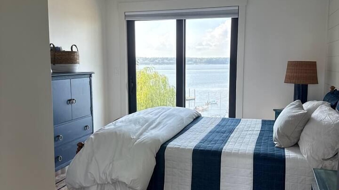 Photo of Bedroom in Narragansett