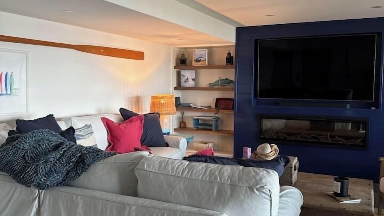Photo of Livingroom in Narragansett