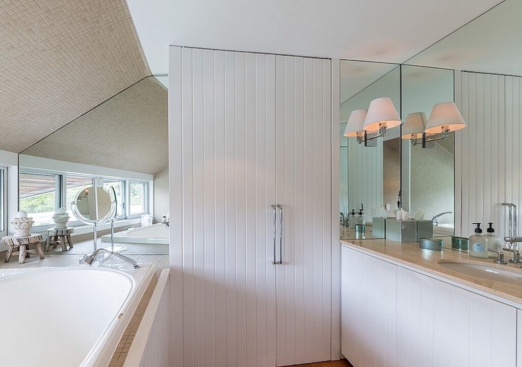 Photo of Bathroom in Village of Southampton