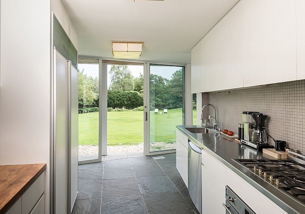 Photo of Kitchen in Village of Southampton
