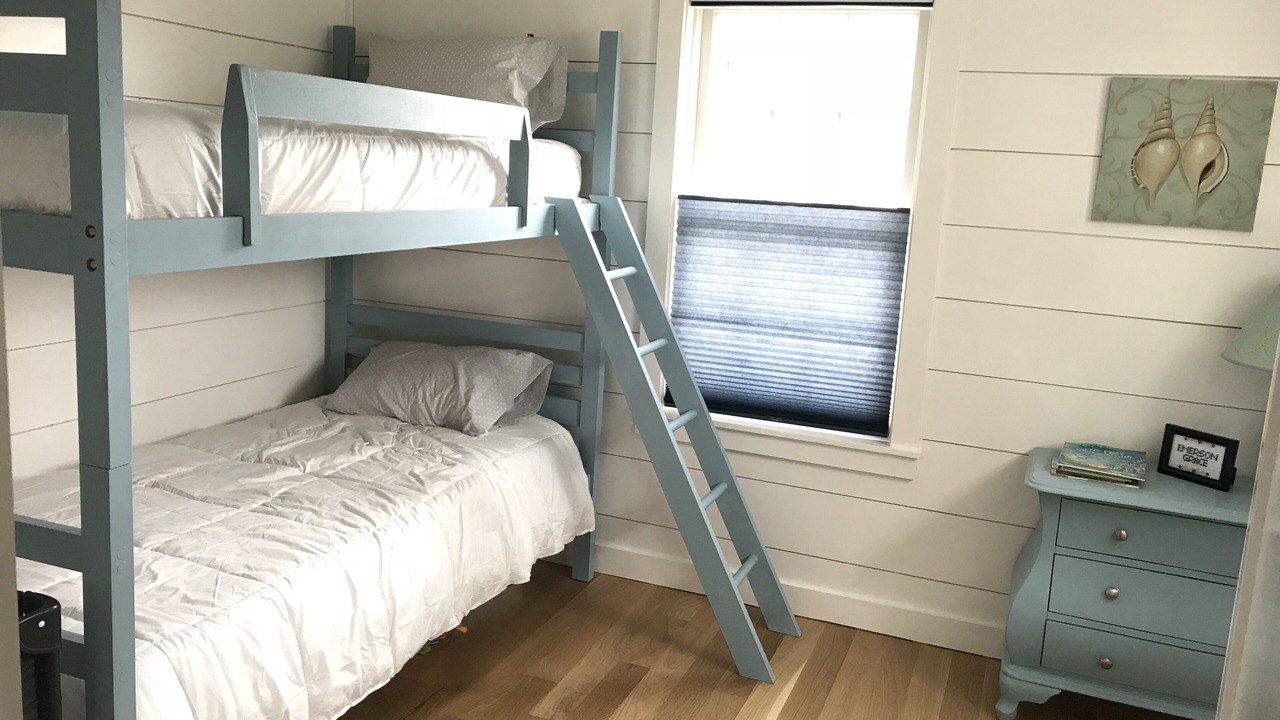 Photo of Bedroom in Falmouth Heights