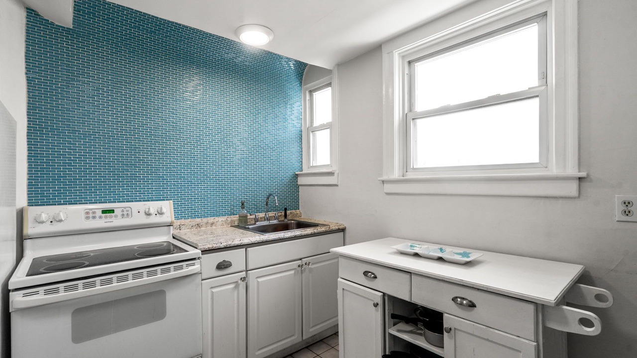 Photo of Kitchen in Off Broadway