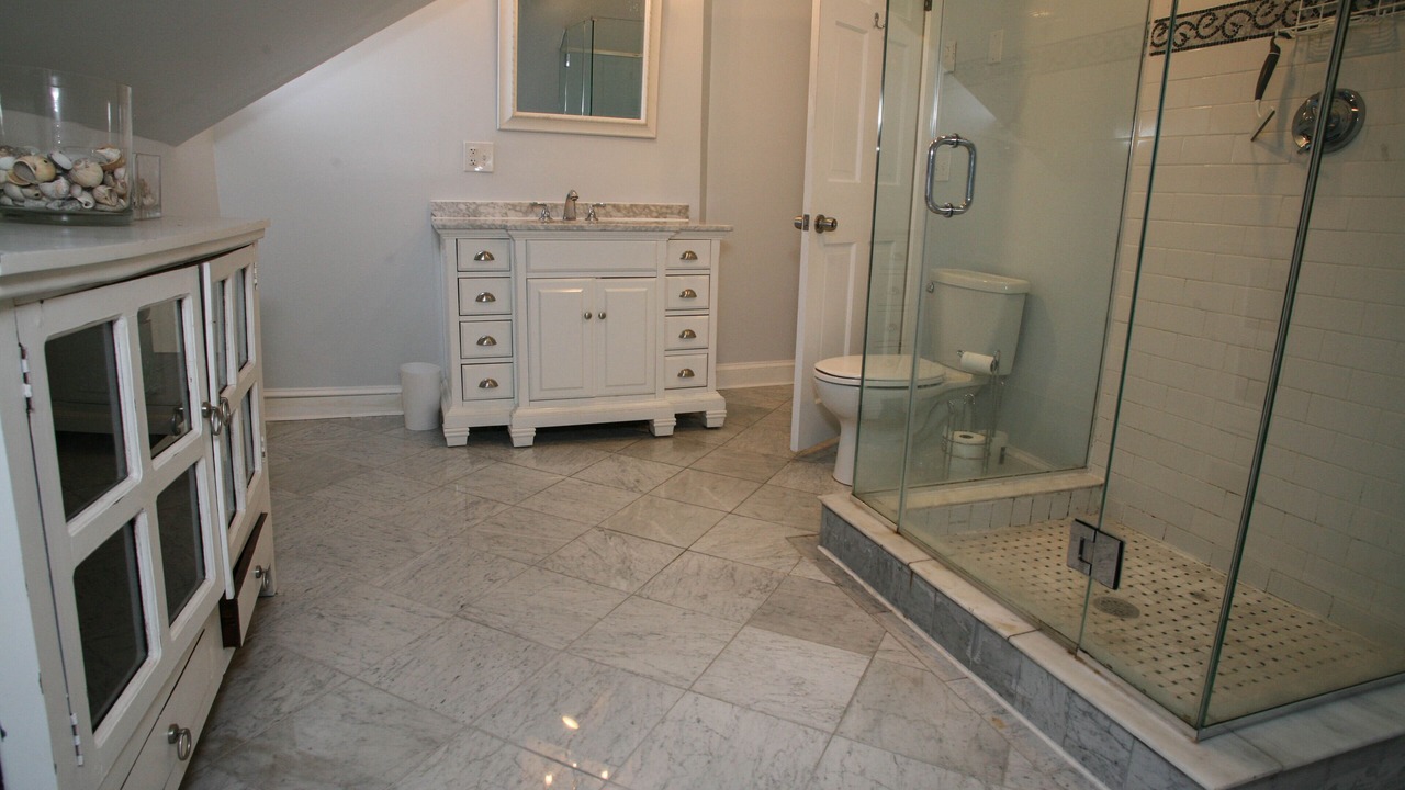 Photo of Bathroom in Off Broadway