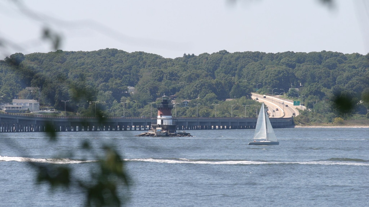 Photo of Others in Jamestown Shores