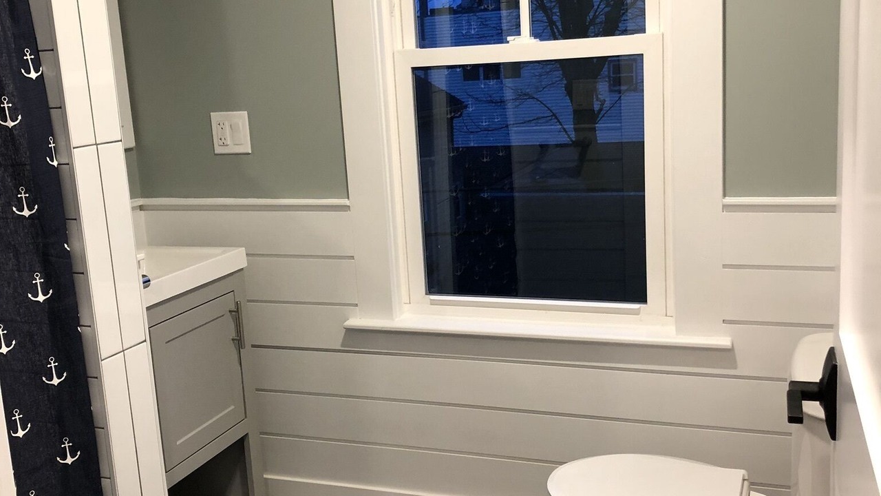 Photo of Bathroom in Yachting Village