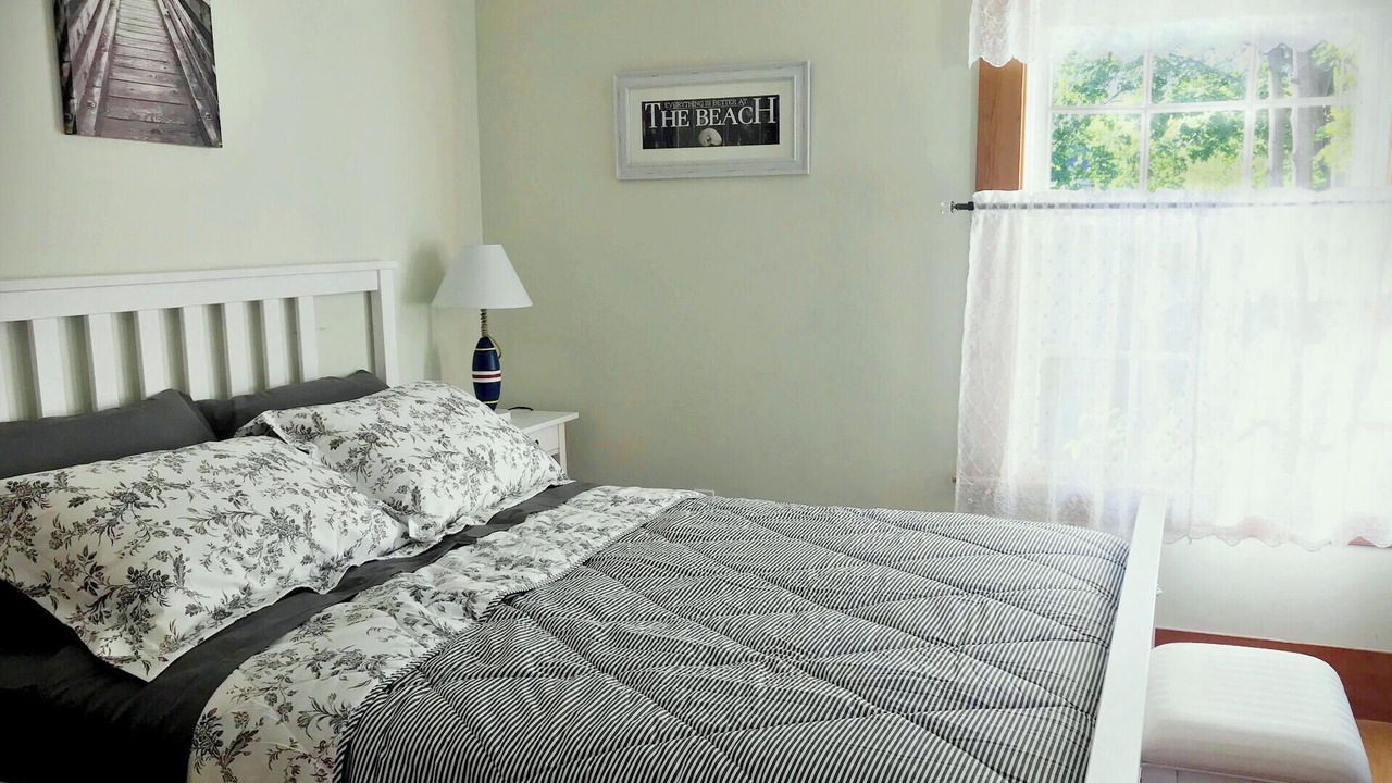 Photo of Bedroom in Ogunquit