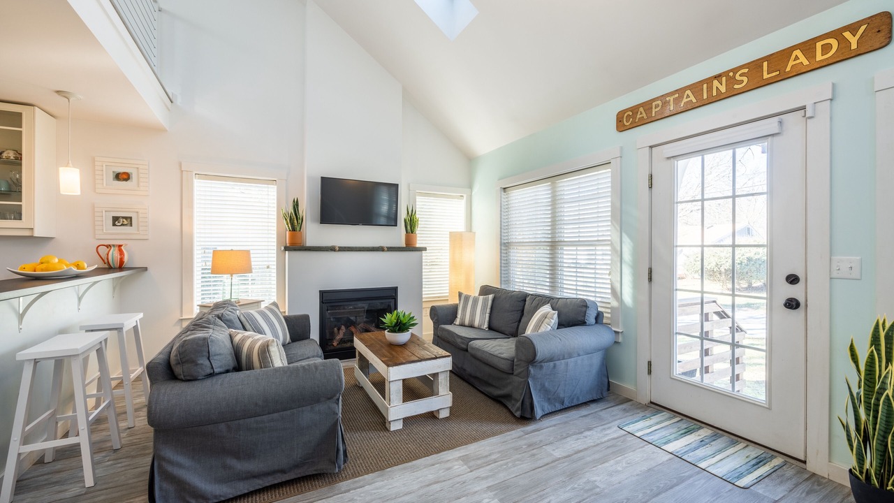 Photo of Livingroom in Fairhaven