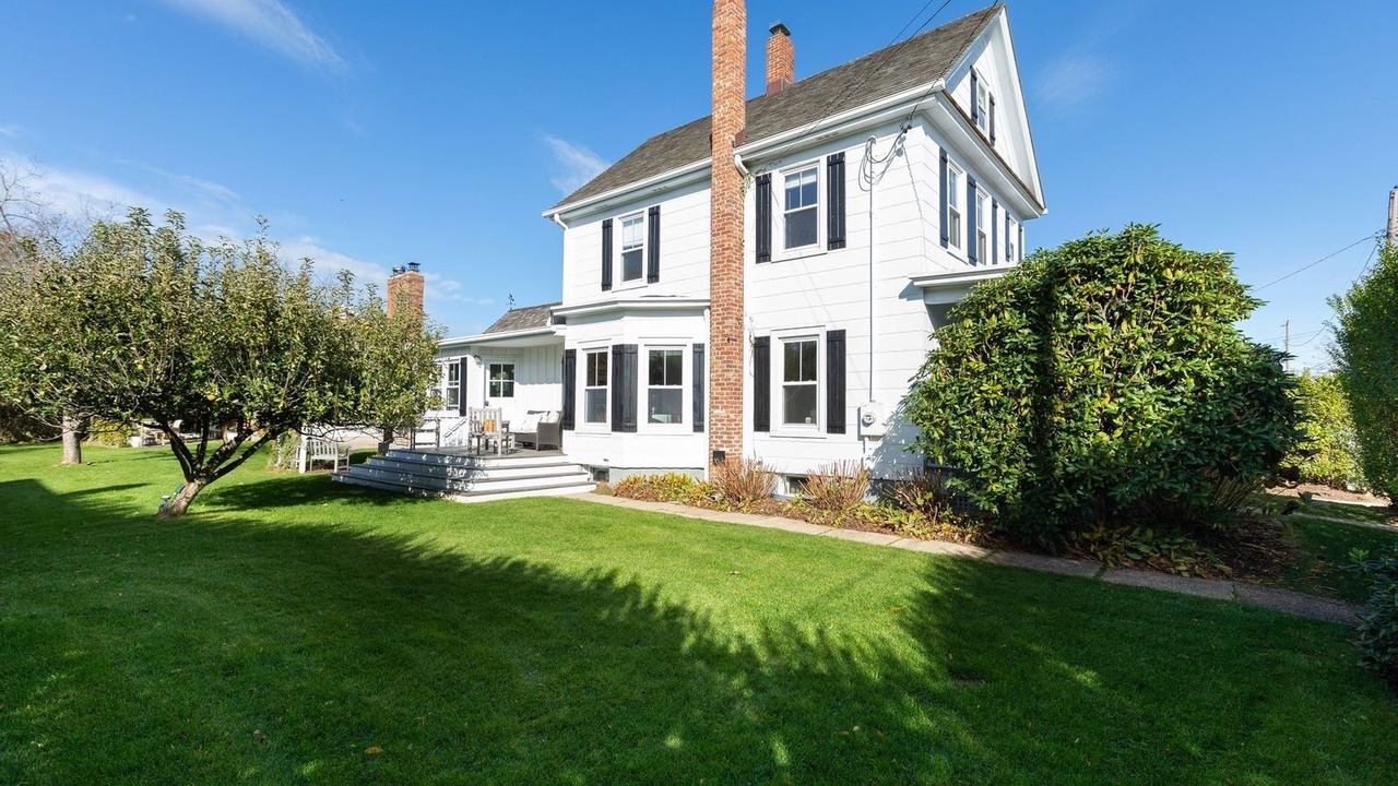 Photo of Outdoor in Greenport West