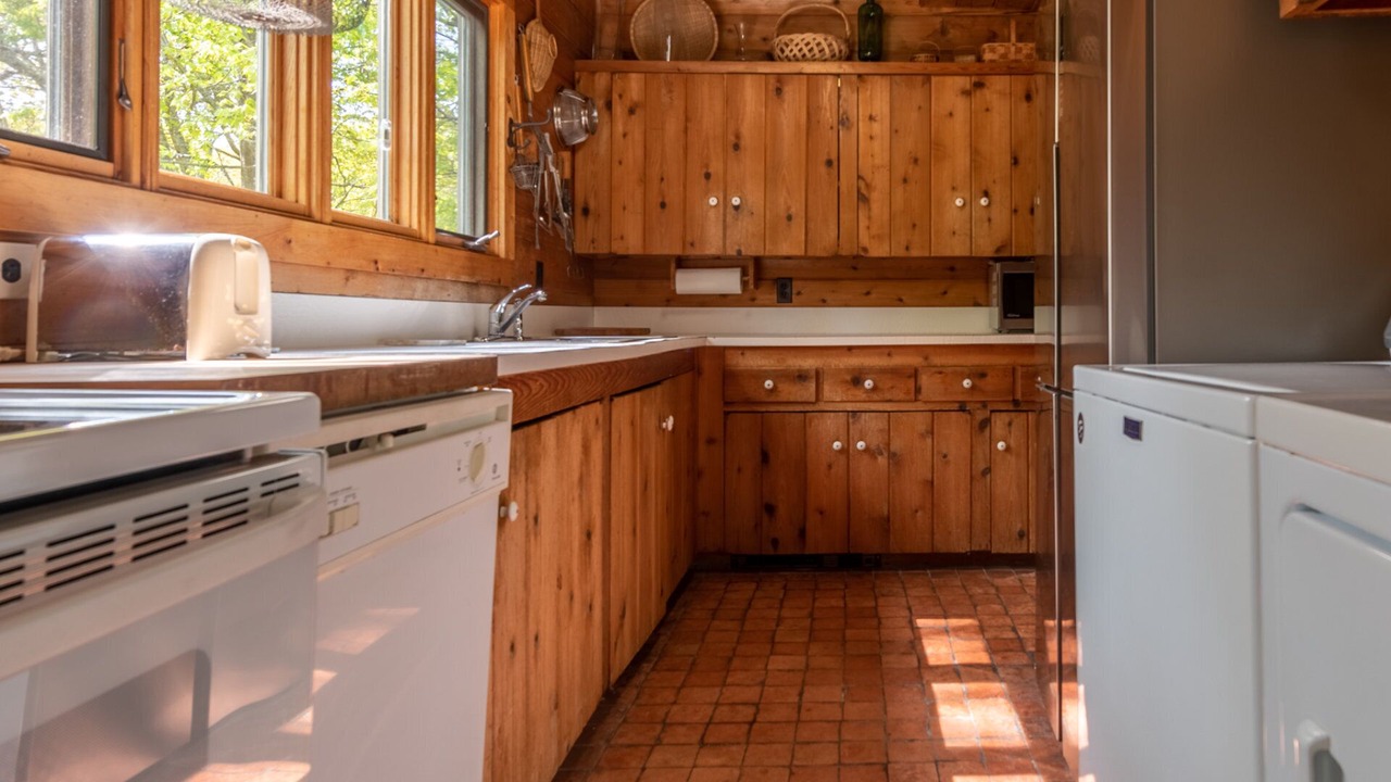 Photo of Kitchen in Amagansett North