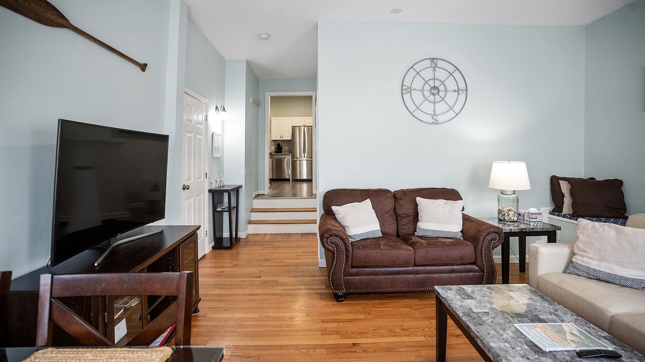 Photo of Livingroom in Yachting Village
