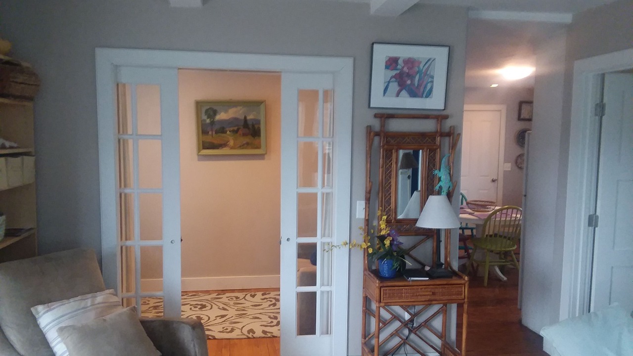 Photo of Livingroom in Warren