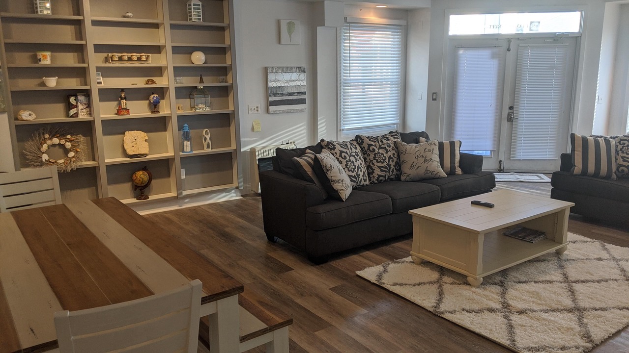 Photo of Livingroom in Fifth Ward