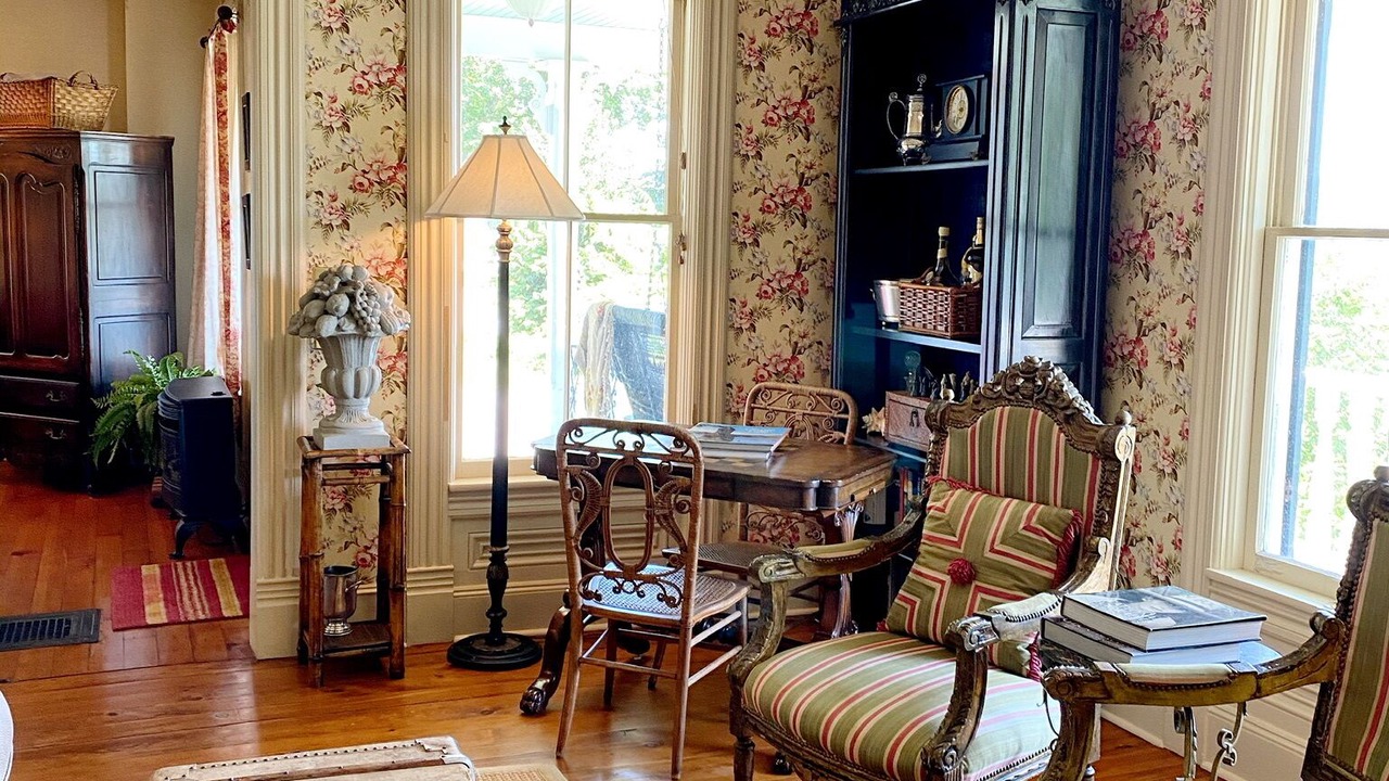 Photo of Livingroom in Cooperstown