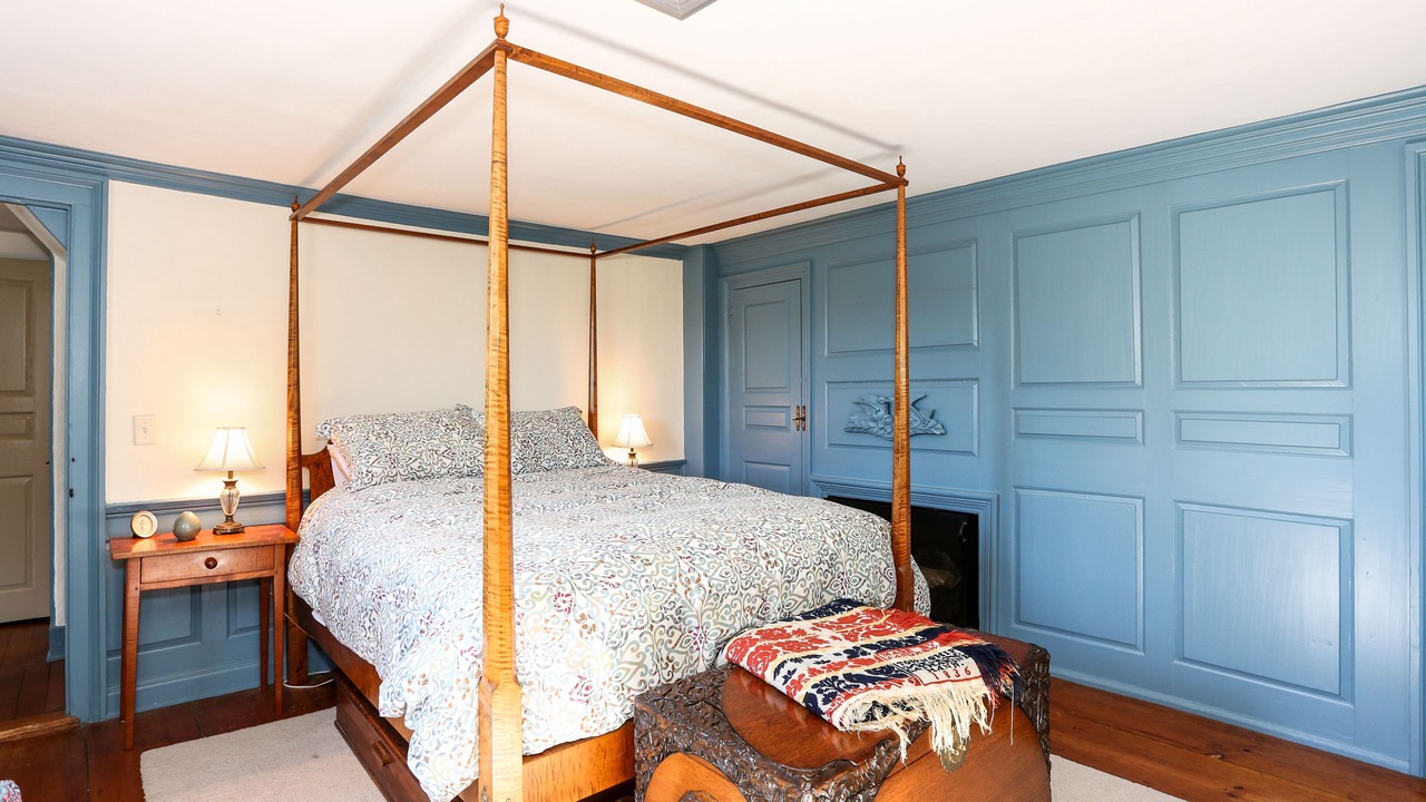 Photo of Bedroom in Marstons Mills