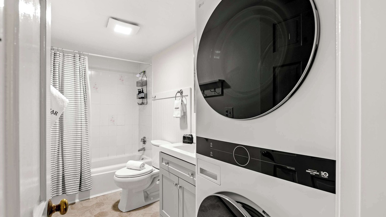 Photo of Bathroom in East Orleans