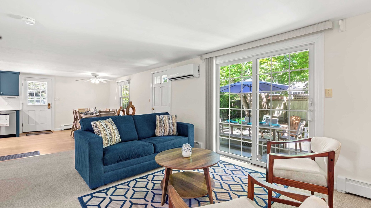Photo of Livingroom in East Orleans